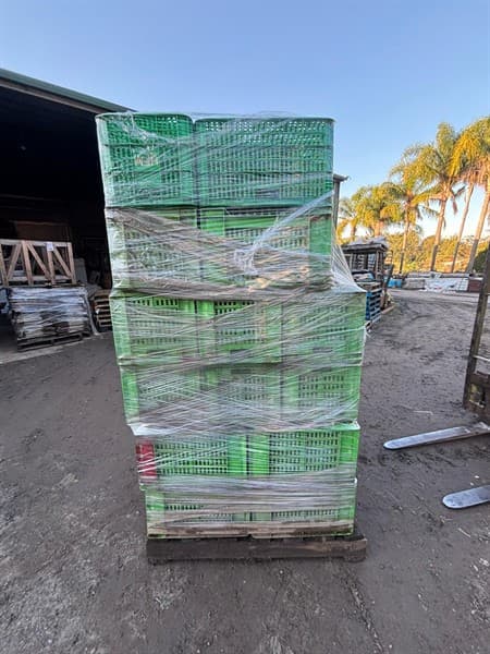 51 X GREEN PLASTIC CRATES
