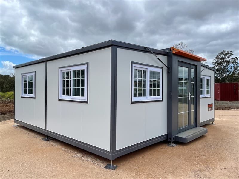 Unused Expandable 2 Bedroom Container House with Ensuite, Model: L0206-BR2, Includes: 8 Sliding lockable Windows, 1 x Door, Timber look floo…