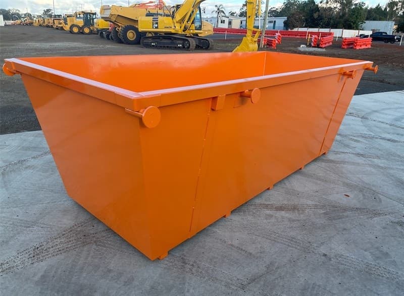 Unused 6 Cubic Metre Skip Bin, Heavy Duty Steel construction, lifting pins, Overall Length : 3720mm x Overall Width ; 1735mm x Overall heigh…