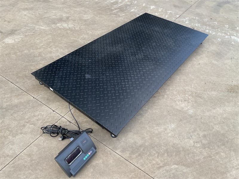 Unused 10 Ton Floor Scales, Size: 2m x 1m, comes with digital Indicator, 4 x Load Cells, Shipping Dimensions: 2000mm W x 1000mm x 100mm H, W…