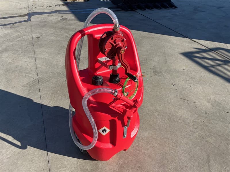 Unused 75L Portable Fuel Tank with Manual Pump,, Model: GM7801, Maximum Flow: 20 lpm, 4m of ¾ inch Delivery Hose, Shipping Dimensions: 525mm…