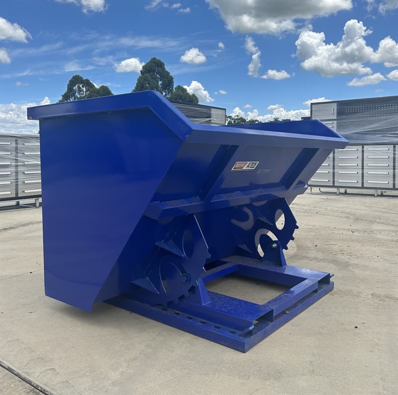 Unused 1.5 Cubic Yard Self Tipping Skip Bin To Suit Forklift, Capacity: 1.5 Cubic Yard, Fork Pockets, Approximate Dimensions at Top of Skip:…