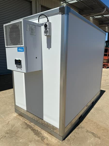 Unused Portable 2.5m x 1.5m Cold Room, Model: FB250, 240V Single Phase, Temperature: -10 to +10 Degree, Approximate Shipping Dimensions: 252…