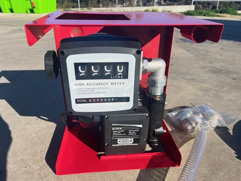 Unused 240V Fuel Transfer Pump with meter, Model: GP60A, 56 LPM, 2m of Suction Hose 4m of Delivery Hose, Shipping Dimensions:420mm Long x 35…