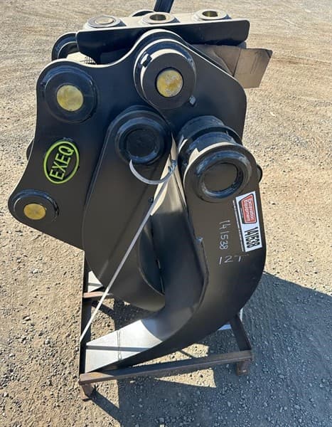 Unused Grab Attachment to Suit 10-17T Excavator, Width: 894mm, Pin Diameter: 65mm Centre to Centre: 385mm, Between the ears: 260mm, Maximum …