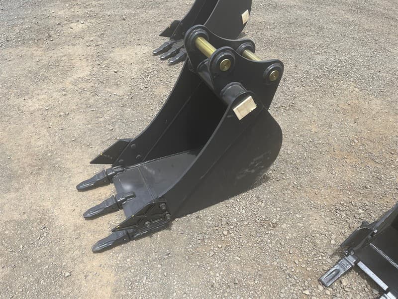 Unused 2024 450mm GP/Digging Bucket To Suit 5T Excavator, Model: 450GP, Width: 450mm, Pin Diameter: 45mm, Center to Center: 255mm,Shipping D…