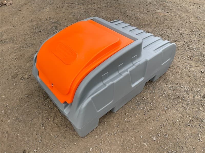 Unused 200 Litre Fuel Tank, Model: DD200, Comes with: 12V Pump - 40 l/m Flow, 4m hose and automatic shut off Nozzle, Lockable lid, Approxima…