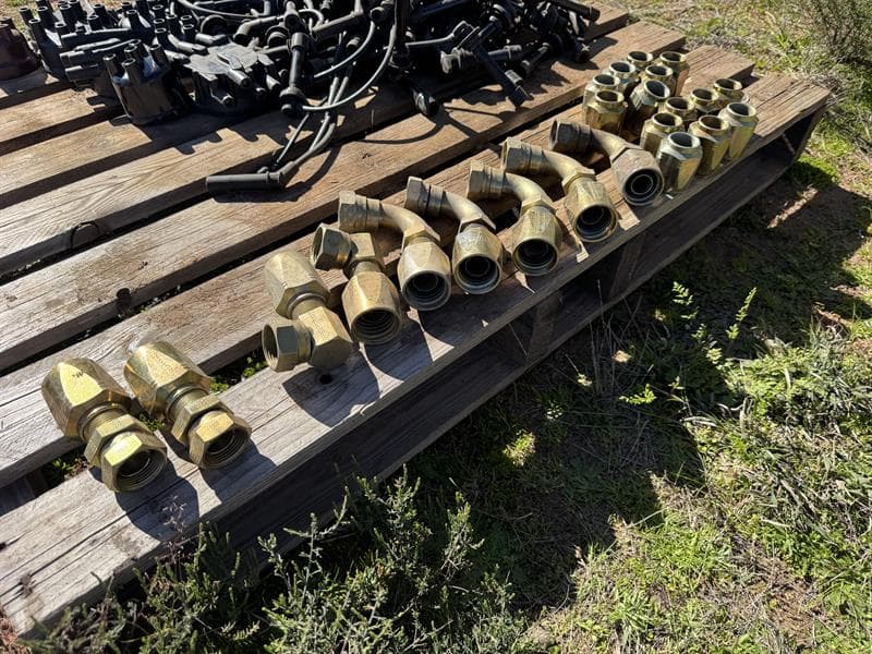 HYDRAULIC HOSE FITTINGS. Located Mogriguy, NSW