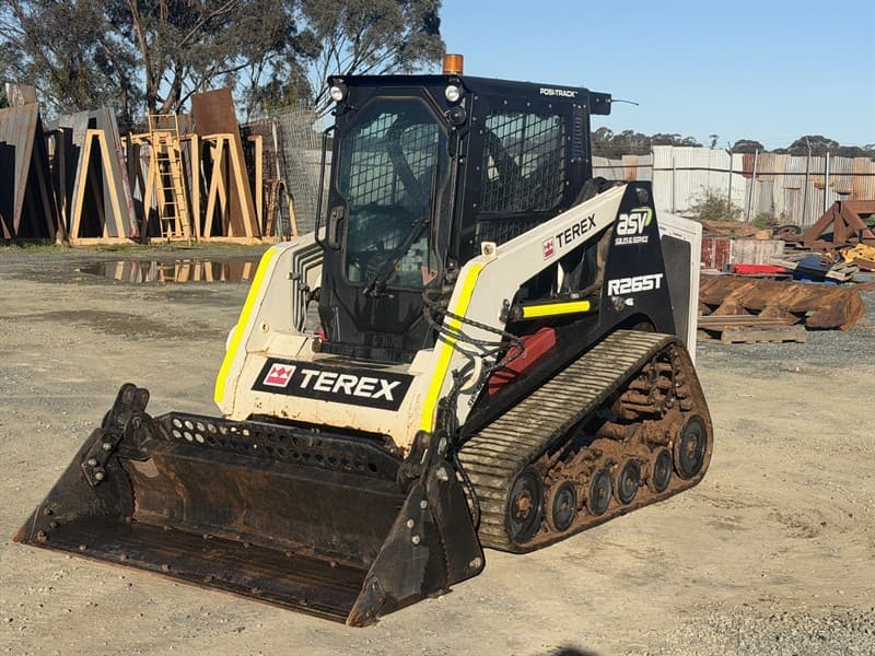 2017 TEREX R265T POSI-TRACK, PIN: ASVR265THHDS00919. Hours: 4775, Cummins diesel engine, joystick controlled comes with GP 4 in 1 bucket bol…