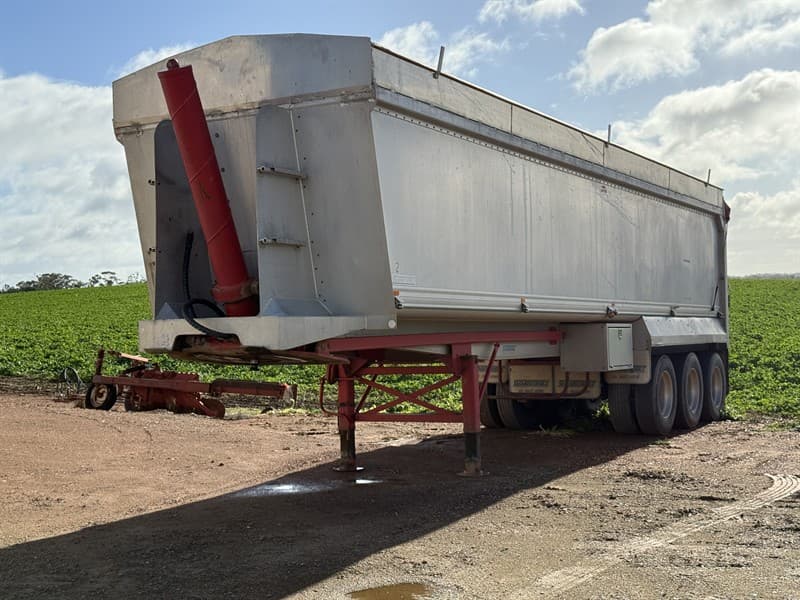 2007 SLOANBUILT 33FT X 6.6FT TOA TRIAXLE ALUMINIUM TIPPER, VIN: 6B9X3STBB72AE6585 • BPW axles on BPW suspension • 10 stud alloy rims • 2-way…