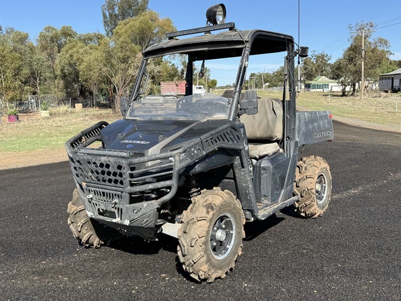 2022 POLARIS RANGER 570. VIN. 3NSMAE578NE300805. 499 hours and 4723 kilometres. Supplied with full front windscreen. Fire extinguisher. UHF.…