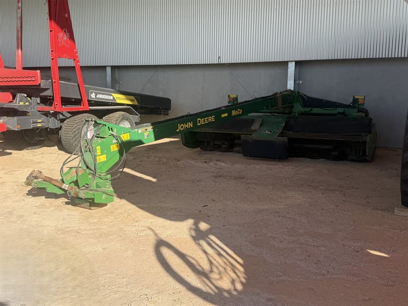 Circa 2011 John Deere 956 MoCo pull-type rotary mower-conditioner, Serial Number *1E00956CHBB371507*, Model - 956-4.5 ROT MC-C. Key Specific…
