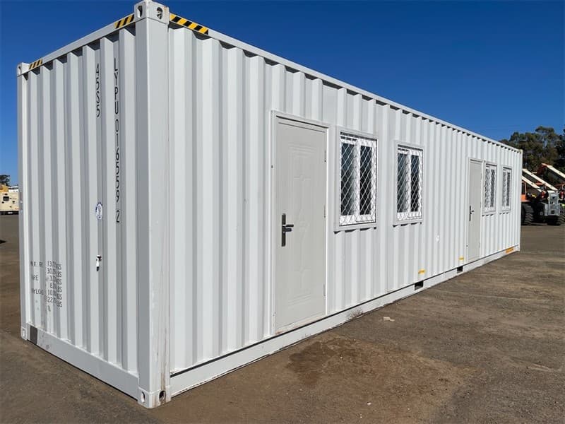 40ft Accommodation Container Module (2 Room), 40ft High Cube Shipping Container fitted with 2 individual accommodation rooms, each room is f…