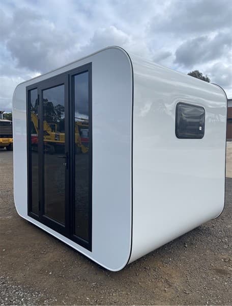 Unused 3m Office Pod, Various Cupboards / Storage, Shipping Dimensions: 2925mm Long x 2200mm Wide x 2363mm High, Weight 870Kgs, ** Note: Pho…