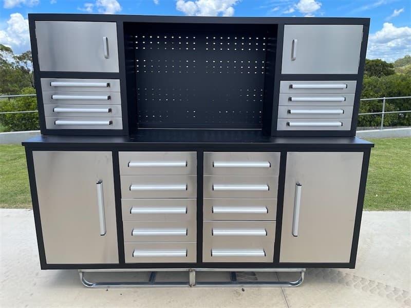 Unused 18 Drawer Stainless Steel Tool Cabinet / Work Bench (7ft), Model: 7ft-18D, 3-part sliding drawer system, Approximate Shipping Dimensi…