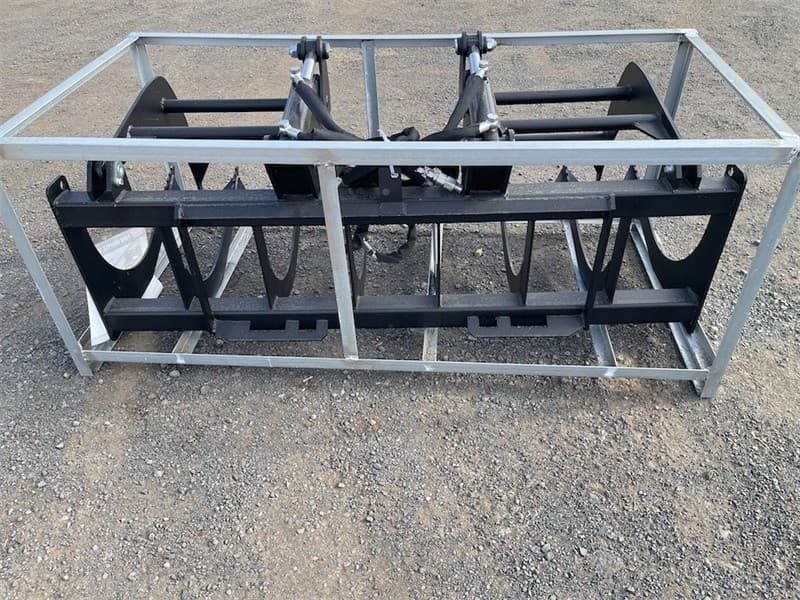 Unused Grapple to Suit Skid Steer, 1680mm wide, Operating Pressure: 17-21MPa, Dual Ram, Approximate Shipping Dimensions: 1930mm L x 940mm W …