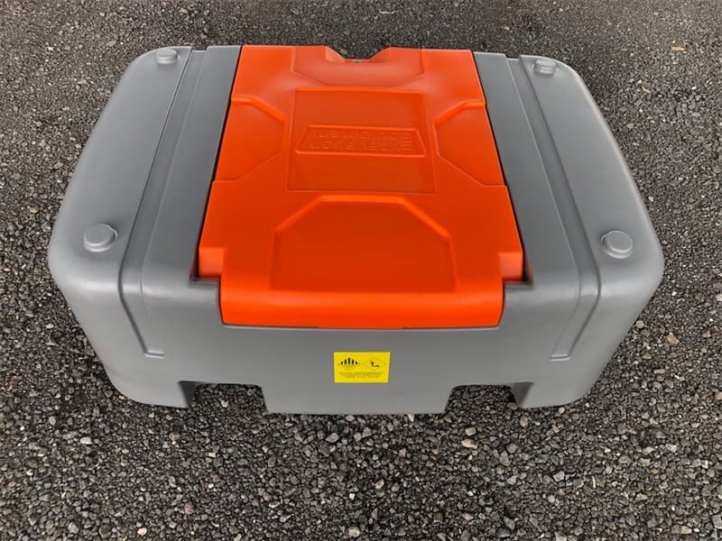 Unused 210 Litre Fuel Tank, Model: DD210 (Square Type), Comes with: 12V Pump - 40 l/m Flow, Hose and automatic shut off Nozzle, Lockable lid…