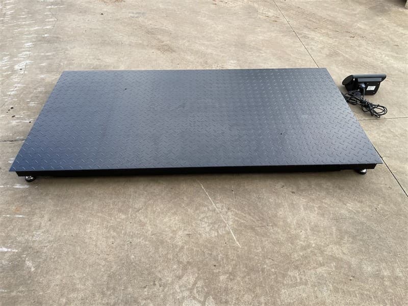 Unused 10 Ton Floor Scales, Size: 2m x 1m, comes with digital Indicator, 4 x Load Cells, Shipping Dimensions: 2000mm W x 1000mm x 100mm H, W…
