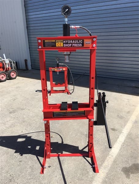 Unused 20 Ton Hydraulic Workshop Press, 2 speed pump, some assembly required, Approximate Shipping Dimensions: 1560mm L x 230mm W x 240mm H,…