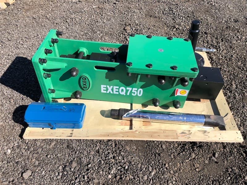 Unused Hydraulic Skid Steer / Excavator Post Driver, Model: EXEQ750P, To Suit both Skid Steers and/or 6-8 Ton Excavators, Side mount for Ski…