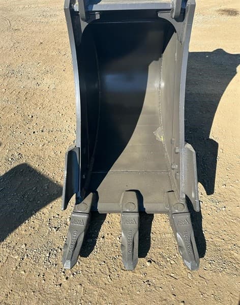 Unused 600mm GP/Digging Bucket to Suit 18-25T Excavator, Width: 600mm, Cutting edge width: 680mm, Pin Diameter: 80mm, Centre to Centre: 460m…