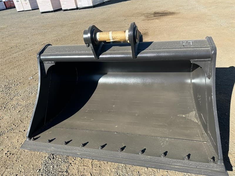 Unused Mud Bucket to Suit 10-17T Excavator, Width: 1550mm, Pin Diameter: 65mm Centre to Centre: 385mm, Between the ears: 260mm, EXEQ Stock N…