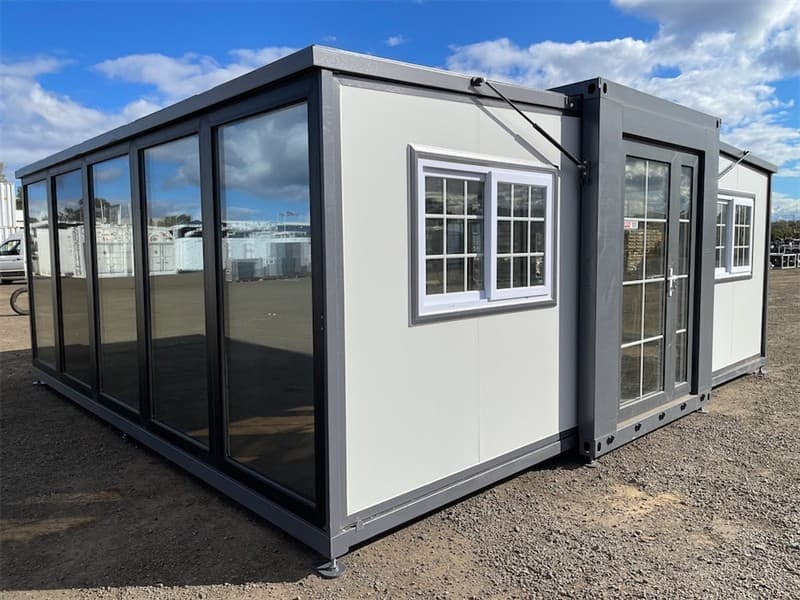 Unused Expandable Container House with 2 Floor to Ceiling Glass Walls & Ensuite Model: L0206-2 2 side wall have Floor to Ceiling Glass windo…