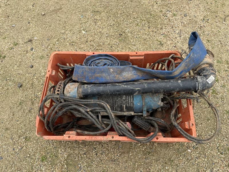 WARREN RUPP SUBMERSIBLE PORTA PUMP 12V. Unknown condition. GST will not be added to knock down price. GST still added to buyers premium. **P…