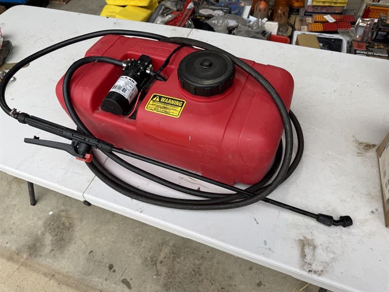 SILVAN 20L SPOT SPRAYER. GST will not be added to knock down price. GST still added to buyers premium. **PLEASE NOTE: Collection strictly Fr…