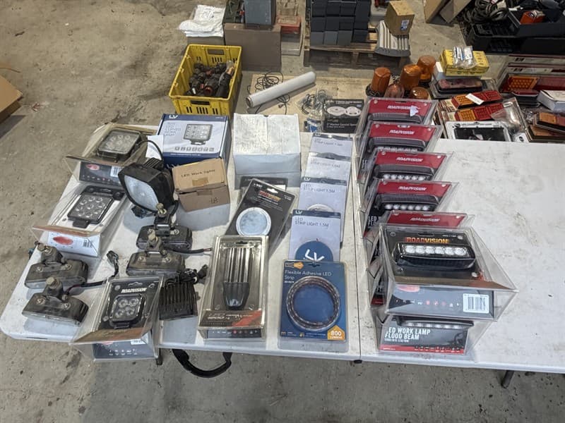 WORK LIGHT BUNDLE, Mixed bundle with majority of lights in new condition and still in packaging, work lamps, interior lamp and strip lightin…