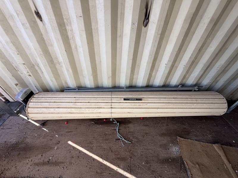 STEEL LINE ROLLER DOOR. Includes motor MR 800A (condition unknown). GST will not be added to knock down price. GST still added to buyers pre…