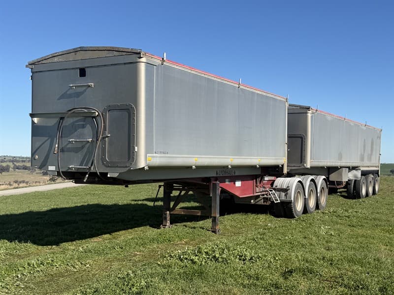 2002 B-DOUBLE SET. STOODLEY LYONHAUL ALUMINIUM 21FT ROLL BACK A TRAILER, VIN: 6C9TA8RAT22BT3066 – K Hitch axles – 10 stud alloy rims – Airba…