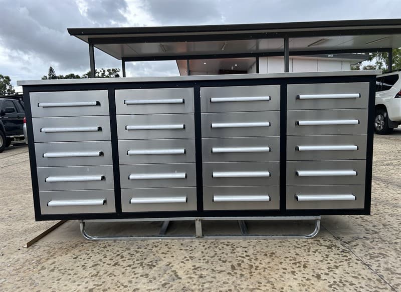 Unused 20 Drawer Stainless Steel Work Bench, Model: 7FT-20D, 3 Part Sliding Drawer System, Approximate Shipping Dimensions: L 2200mm x W 610…